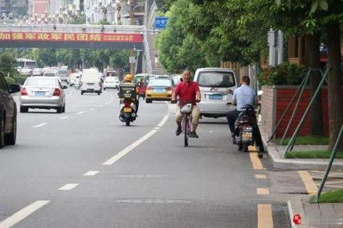 大街上无码磁力,网络传播的隐秘角落